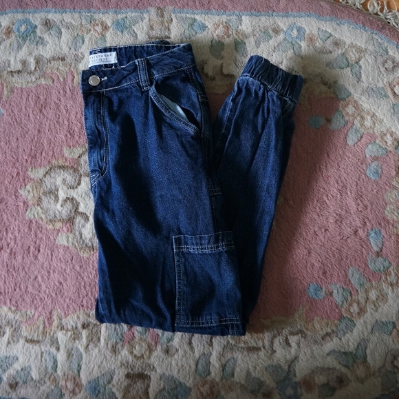 Dark wash jogger cargo jeans - Picture 2 of 3